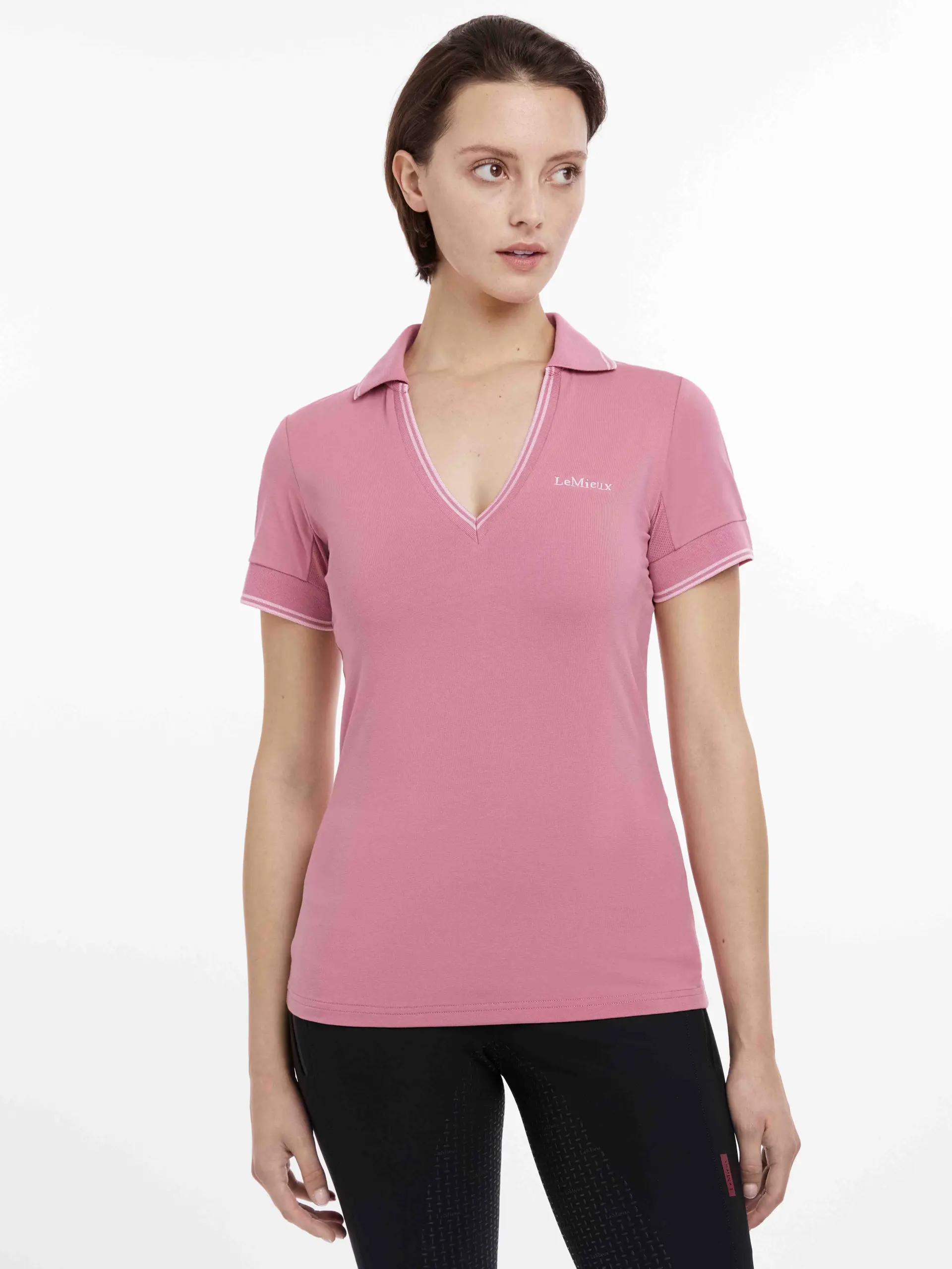 it05992_studio_shortsleevesportpolo_peony_0003