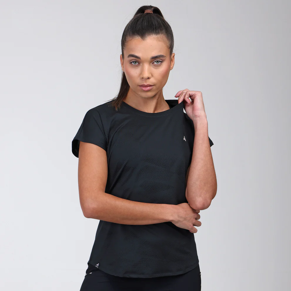 10311_SHADOW_17_fdf64dc0-6939-4747-8da6-bc72c5e19e16